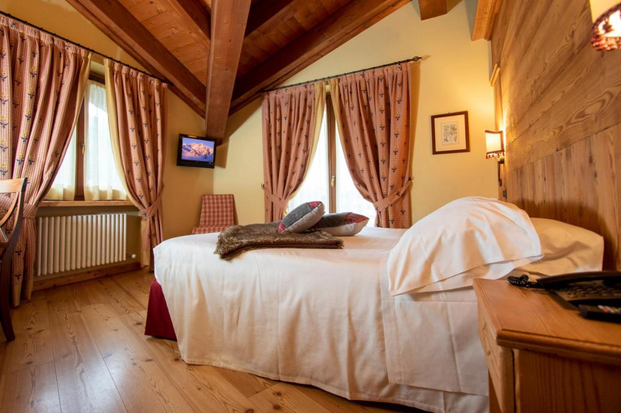 Laghetto Alpine Hotel & Restaurant 브루송 외부 사진