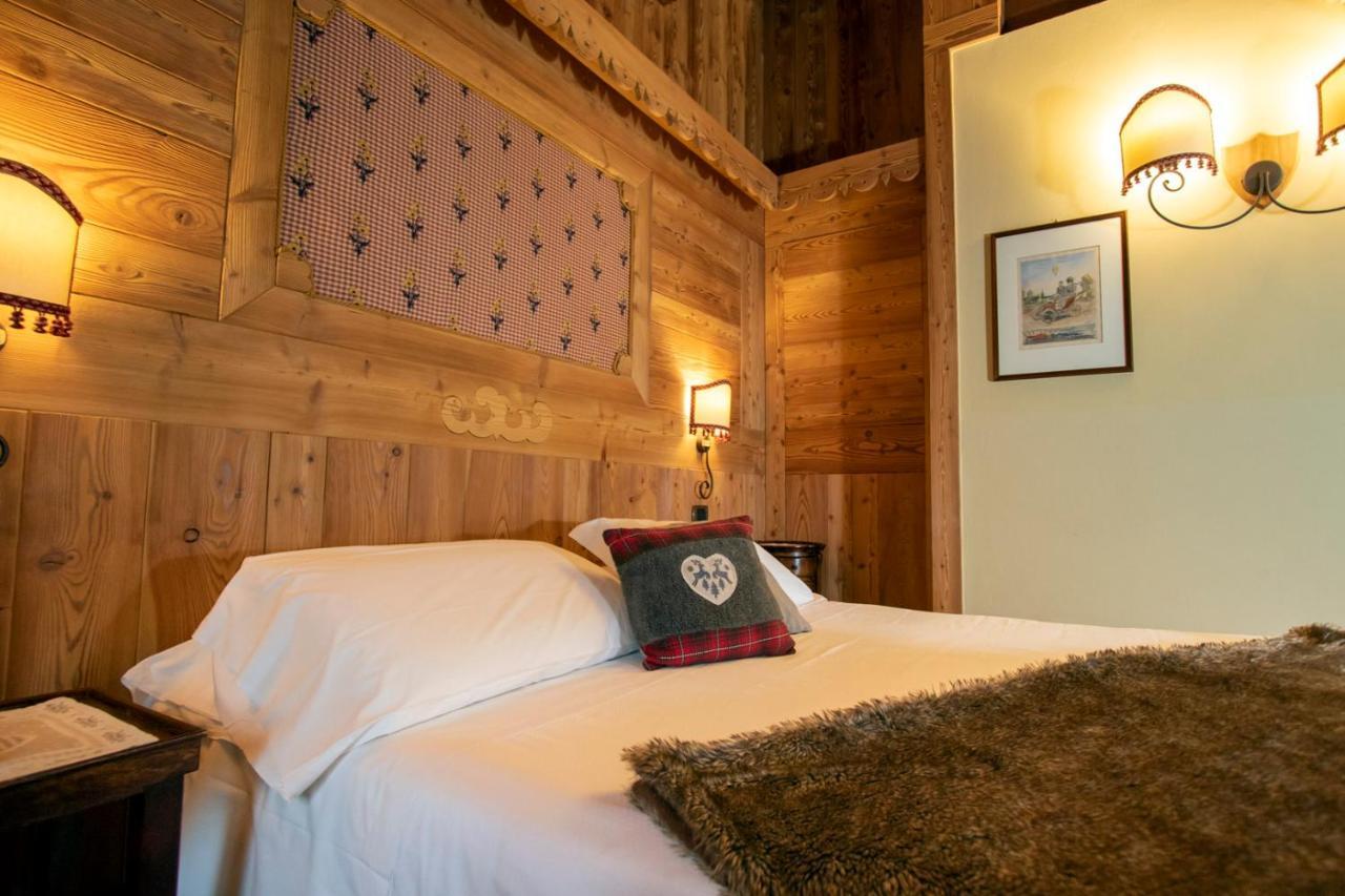 Laghetto Alpine Hotel & Restaurant 브루송 외부 사진