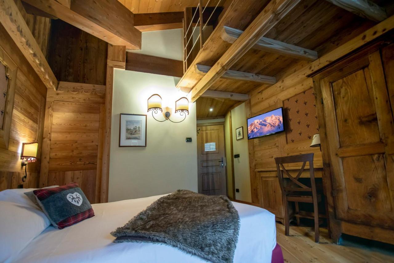 Laghetto Alpine Hotel & Restaurant 브루송 외부 사진
