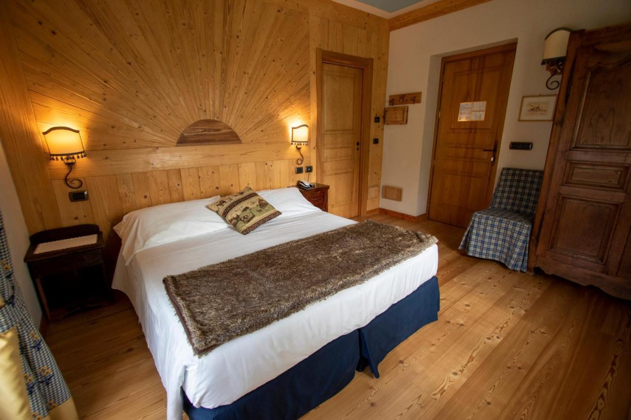Laghetto Alpine Hotel & Restaurant 브루송 외부 사진