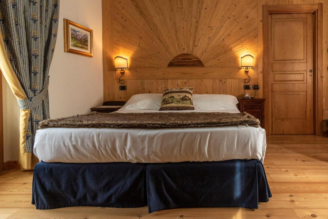 Laghetto Alpine Hotel & Restaurant 브루송 외부 사진