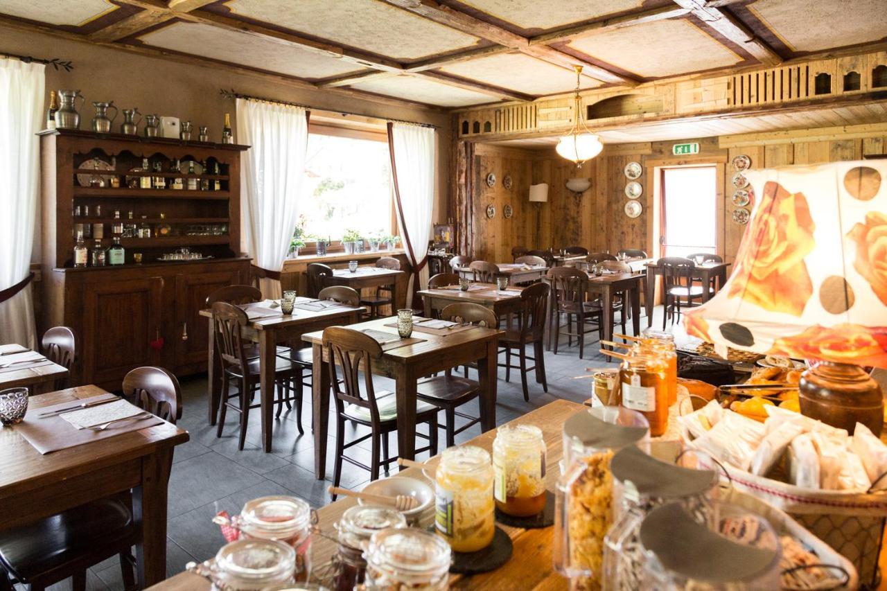 Laghetto Alpine Hotel & Restaurant 브루송 외부 사진