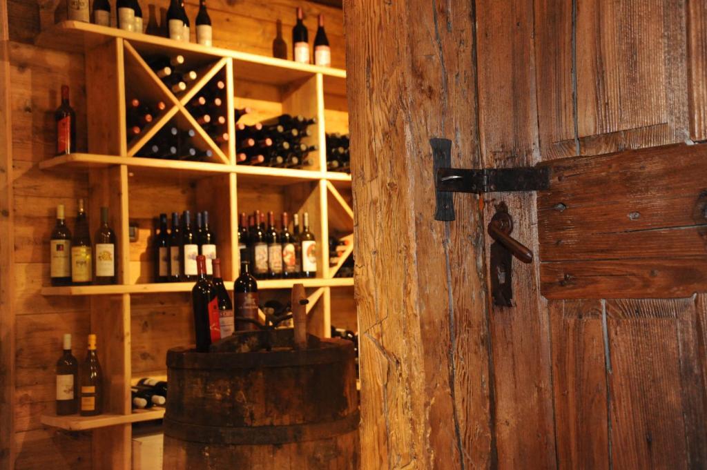 Laghetto Alpine Hotel & Restaurant 브루송 외부 사진