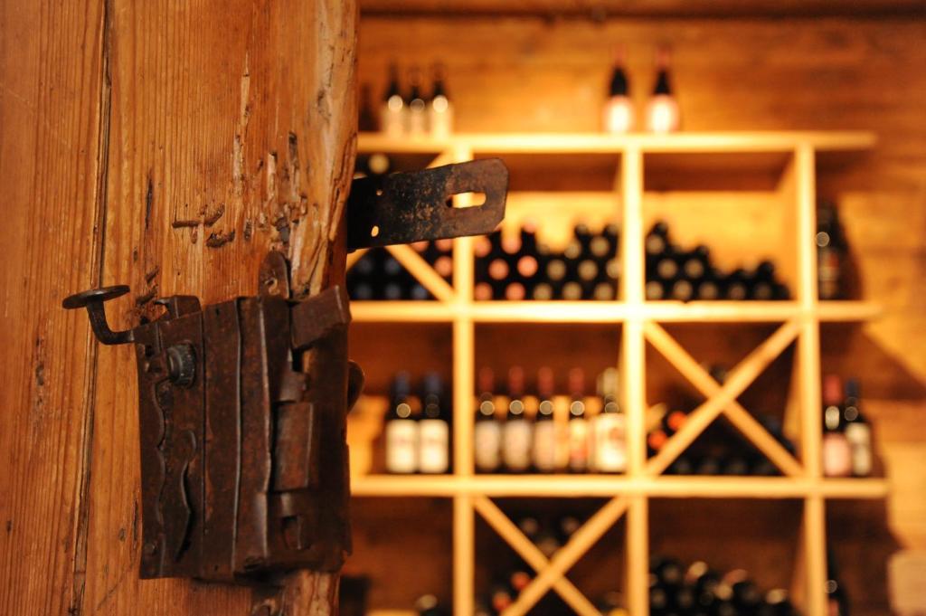 Laghetto Alpine Hotel & Restaurant 브루송 외부 사진